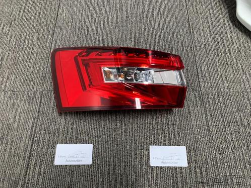 Skoda superb station combi rechts achterlicht 3V9945207A, Auto-onderdelen, Verlichting, Skoda, Gebruikt