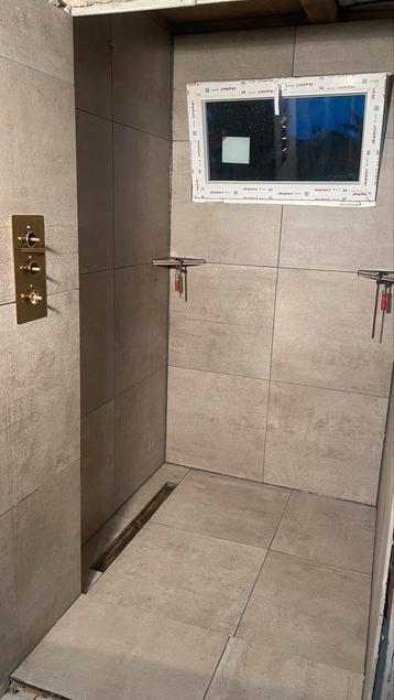 Klusjesman Chappen tegels metselen badkamer wc  beschikbaar voor biedingen