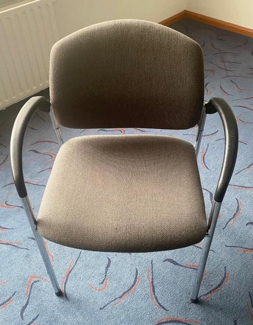 Stoelen (18 stuks), Huis en Inrichting, Stoelen, Zo goed als nieuw, Vijf, Zes of meer stoelen, Kunststof, Metaal, Stof, Ophalen