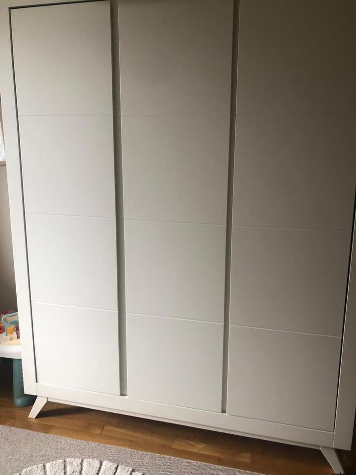 Kleerkast driedeurs Bopita, Huis en Inrichting, Kasten | Kleerkasten, Zo goed als nieuw, Ophalen