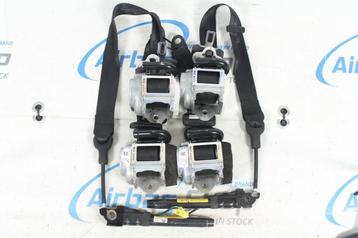 4 x gordels + 2 x spanners Fiat 500X (2014-heden) beschikbaar voor biedingen