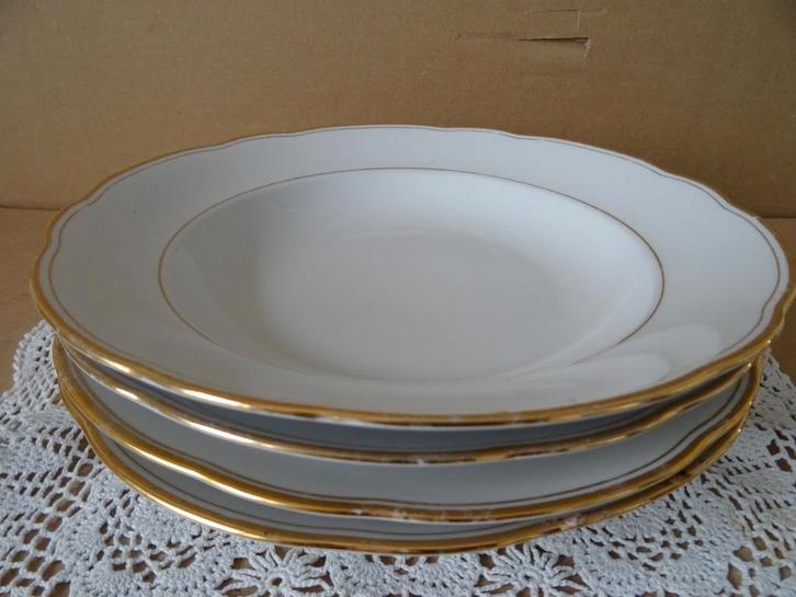 Vintage set Thuringia soepbord soepborden pastabord verguld, Huis en Inrichting, Keuken | Servies, Gebruikt, Bord(en), Overige stijlen