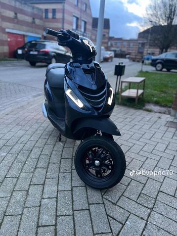 Scooter gezocht‼️ na zomer  beschikbaar voor biedingen