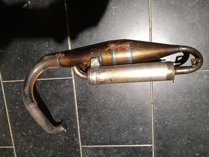 Stage 6 mk2 uitlaat peugeot verticaal, Fietsen en Brommers, Brommeronderdelen | Scooters, Gebruikt, Peugeot, Blok, Ophalen