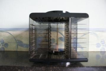 Cassette opbergkubus, Enlèvement ou Envoi, 26 cassettes audio ou plus, Avec boîte de rangement, étagère ou coffret, Accessoires