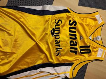 Gezocht basket shirts sunair/telindus oostende beschikbaar voor biedingen