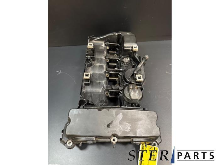 Couvercle soupapes d'un Mercedes SLK, Autos : Pièces & Accessoires, Moteurs & Accessoires, Mercedes-Benz, Utilisé, 3 mois de garantie