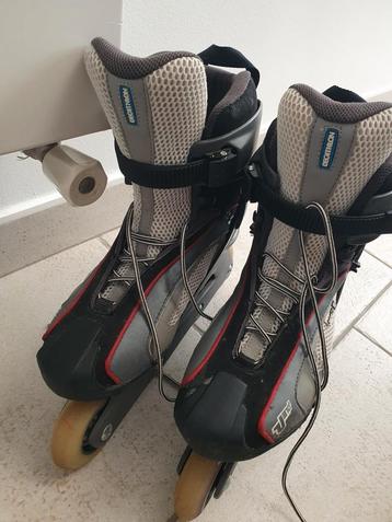 Rollerblades / skeelers / rolschaatsen MT 39 + bescherming beschikbaar voor biedingen