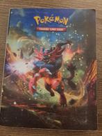 Vol pokemon boek+ hoesjes+2 Vmax, Hobby en Vrije tijd, Verzamelkaartspellen | Pokémon, Zo goed als nieuw, Ophalen