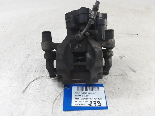 REMKLAUW LINKS ACHTER Volkswagen Passat (3G2) (01-2014/-), Auto-onderdelen, Remmen en Aandrijving, Volkswagen, Gebruikt