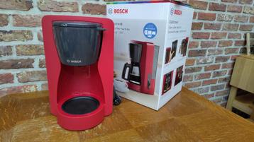Cafetière Bosch (sans carafe), Electroménager, Café moulu, Réservoir d'eau amovible, Utilisé, 10 tasses ou plus