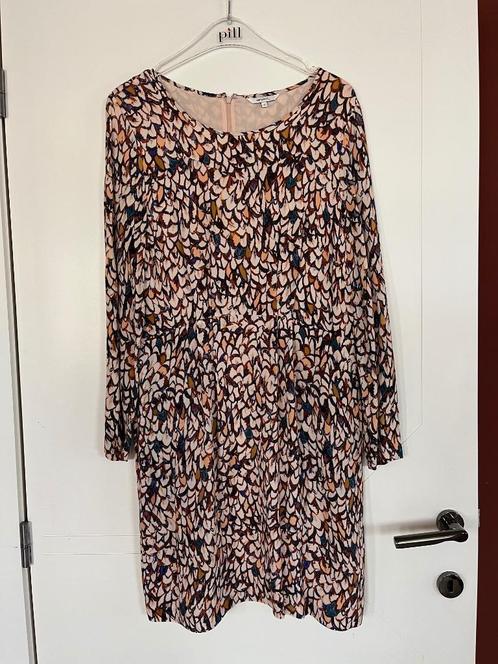 Sandwich mooie jurk maat 42, Kleding | Dames, Jurken, Gedragen, Maat 42/44 (L), Overige kleuren, Knielengte, Ophalen of Verzenden
