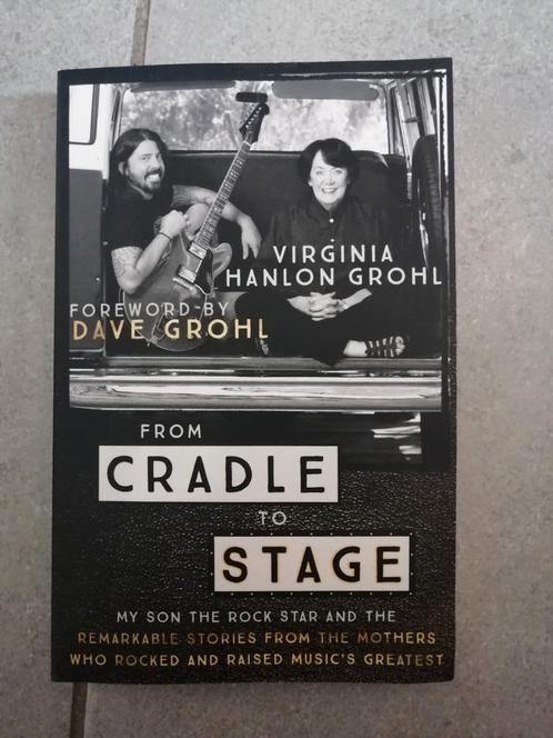 Virginia Hanlon Grohl - From Cradle to Stage, Boeken, Muziek, Zo goed als nieuw, Ophalen of Verzenden