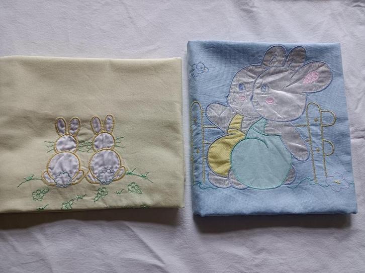 Twee dekbedovertrekken 72/77 wieg/kinderwagen, Kinderen en Baby's, Kinderkamer | Beddengoed, Dekbedovertrek, Ophalen