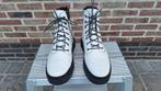 Boots dames maat 40, Kleding | Dames, Wit, Lage of Enkellaarzen, Ophalen of Verzenden, Zo goed als nieuw
