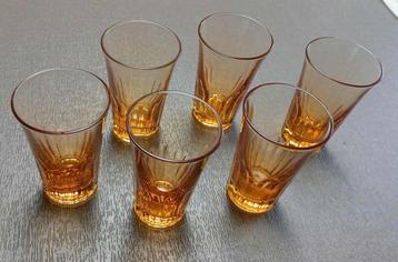 6 verres à liqueur  beschikbaar voor biedingen