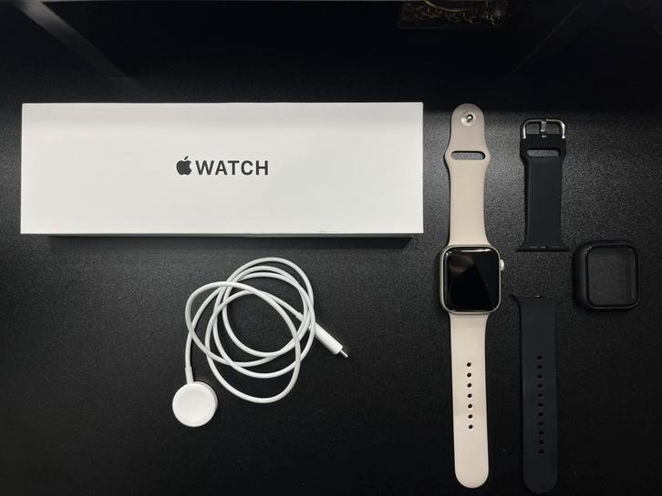 Apple Watch SE (generatie 2), Handtassen en Accessoires, Smartwatches, Zo goed als nieuw, iOS, Zilver, Conditie, Waterdicht, Ophalen of Verzenden