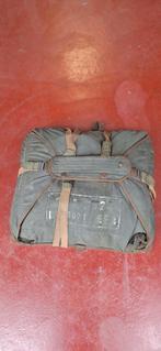 Parachute 1, Enlèvement