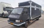 Nissan Trade 100 * APK 11-2026 * Laadklep, Euro 2, Achterwielaandrijving, 4 cilinders, 2000 kg