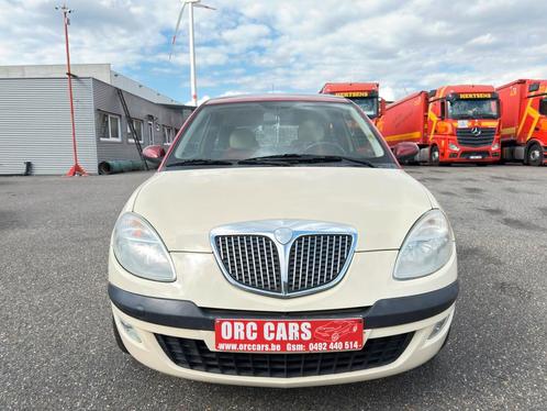 Lancia Ypsilon 1.4i Airco panoramische dak GARANTIE, Auto's, Lancia, Bedrijf, Te koop, Ypsilon, ABS, Airbags, Airconditioning