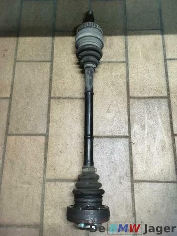 Aandrijfas links BMW 1 serie E8X 3 serie E9X 33217533445 beschikbaar voor biedingen