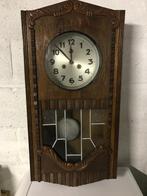 ANTIEKE WANDKLOK MET SLINGER, Antiek en Kunst, Antiek | Klokken, Ophalen