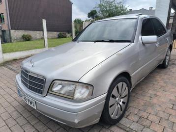 Mercedes c180 W202 c200 tout pièce disponible 