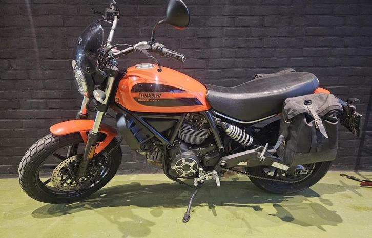 Ducati Scrambler 400, Motoren, Motoren | Ducati, Bedrijf, Overig, 12 t/m 35 kW, 2 cilinders, Minimaal motorrijbewijs A1, ABS, Ophalen