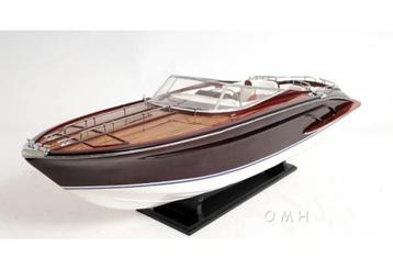 Zeer grote 1/6 Riva Rivarama speedjacht/boot te koop beschikbaar voor biedingen