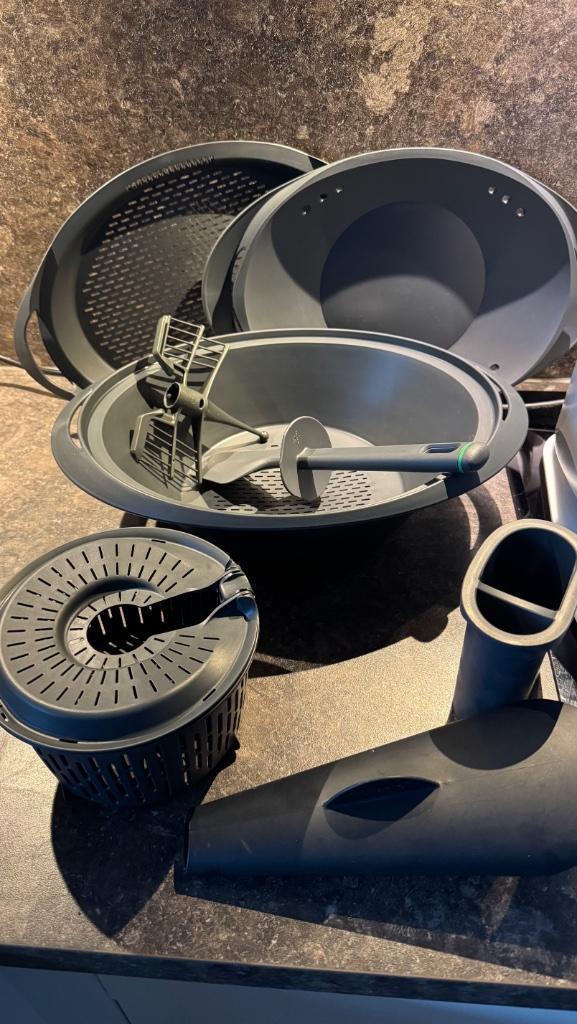 Vorwerk TM6, Elektronische apparatuur, Keukenmixers, Zo goed als nieuw, 2 tot 3 liter, 3 snelheden of meer, Vaatwasserbestendig