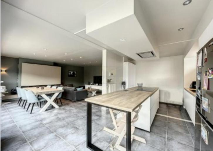 Appartement te huur Eke-Dorp (Nazareth - De Pinte), Immo, Appartementen en Studio's te huur, Gent, 50 m² of meer
