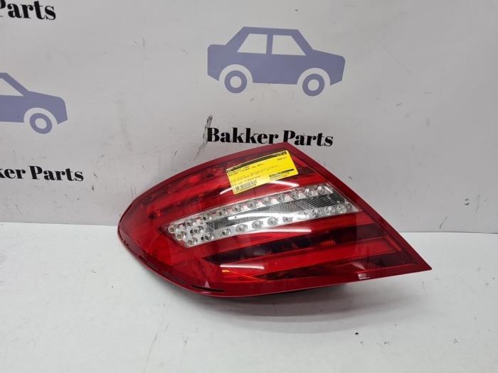 Achterlicht links van een Mercedes C-Klasse, Auto-onderdelen, Verlichting, Mercedes-Benz, Gebruikt, 3 maanden garantie