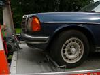 Mercedes 230 ce 1984 pour pièces, Auto's, Blauw, 2300 cc, Bedrijf, Blauw