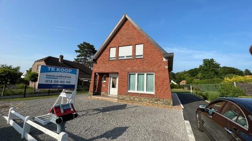 Rustig gelegen vrijstaande woning met veel potentieel., Immo, Huizen en Appartementen te koop, Provincie Vlaams-Brabant, 1000 tot 1500 m²