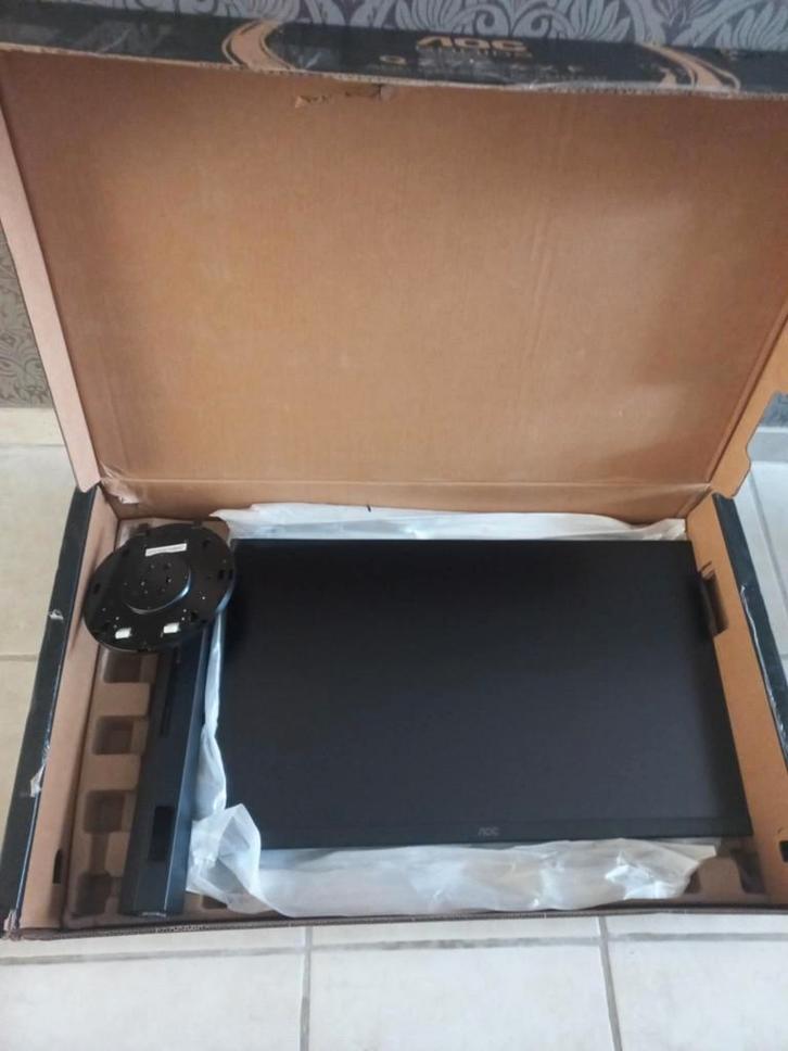 AOC 27" Gaming Monitor 180Hz (Q27G4X) - Barst maar WERKT, Computers en Software, Monitoren, Gebruikt, 151 t/m 200 Hz, HDMI, Gaming