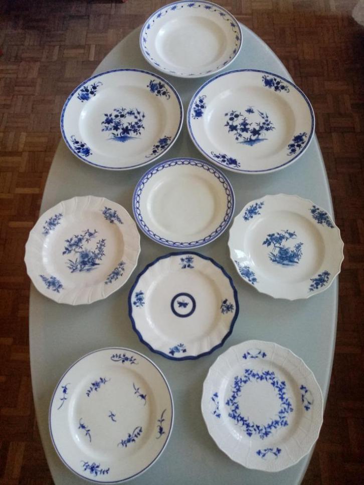 Negen borden van zacht porselein uit Doornik 18/19 eeuw, Antiek en Kunst, Antiek | Porselein, Ophalen of Verzenden