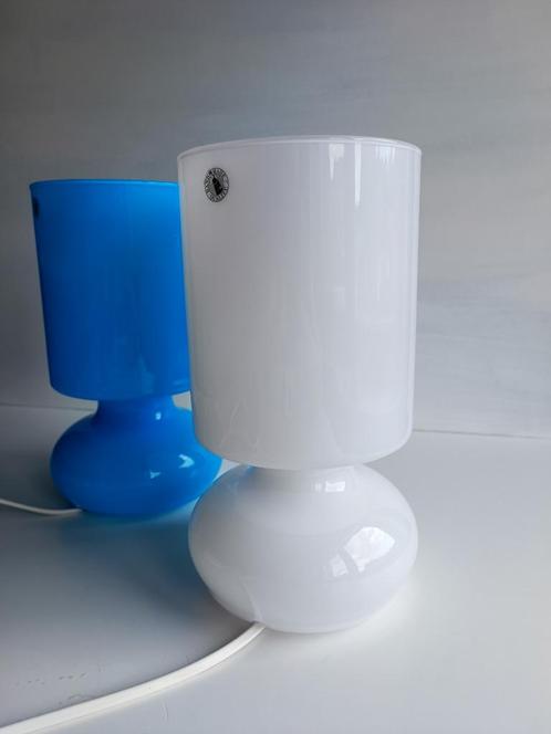 Witte lamp van IKEA Lykta, Huis en Inrichting, Lampen | Tafellampen, Glas, Ophalen of Verzenden