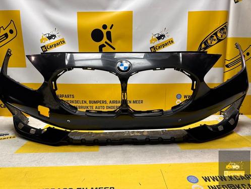 BMW 1-Serie F40 voorbumper 6x PDC Origineel 51117459708, Auto-onderdelen, Carrosserie, Bumper, BMW, Voor, Gebruikt