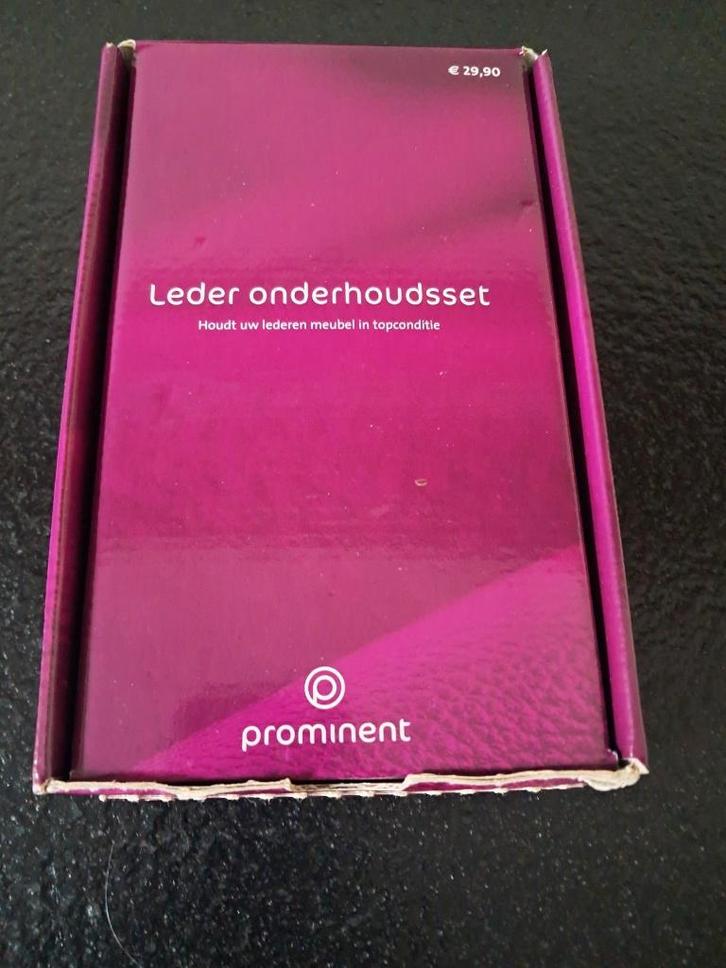 NIEUW Prominent Leder Onderhoudsset / Aantal : 2 stuks, Maison & Meubles, Accessoires pour la Maison | Autre, Neuf, Enlèvement ou Envoi
