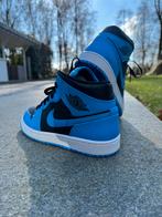 Jordan 1 mid blauw zwart nooit gedragen (bieden mogelijk), Ophalen, Blauw, Nieuw, Sneakers