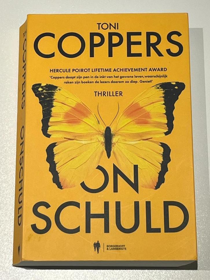 Toni Coppers - Onschuld, Boeken, Thrillers, Gelezen, België, Ophalen of Verzenden