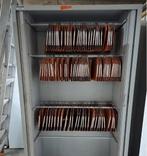 Schuifdeurkast met hangende rugleuning., Ophalen of Verzenden, Zo goed als nieuw