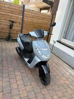 Scooter classe a Peugeot kisbee 2020, Fietsen en Brommers, Scooters | Peugeot, Ophalen