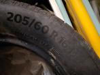 Vente : 4 Pneus été Continentale 205/60 R16 H quasi neufs, Auto-onderdelen, Banden en Velgen, Ophalen, 16 inch, Nieuw, 205 mm