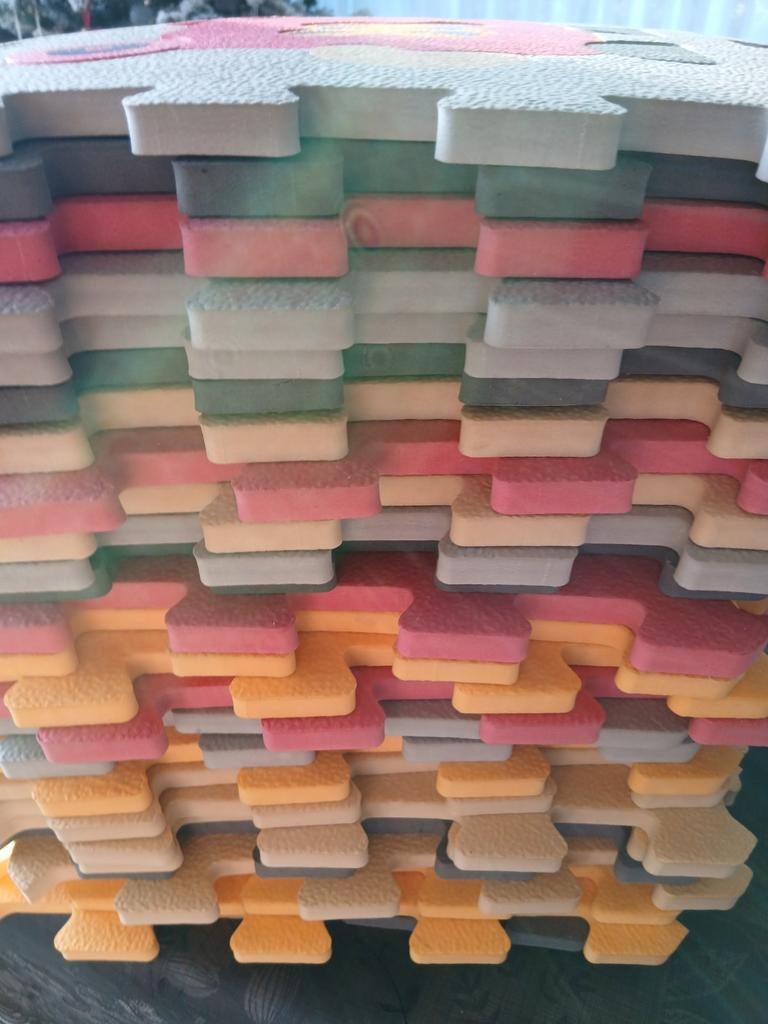 Baby mat 27 stuks, Kinderen en Baby's, Ophalen, Zo goed als nieuw