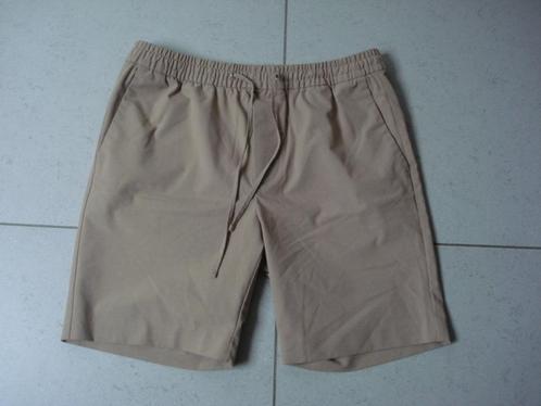 H&M bruine short, heren/jongens. mt M, Kleding | Heren, Broeken en Pantalons, Zo goed als nieuw, Maat 48/50 (M), Bruin, Ophalen of Verzenden