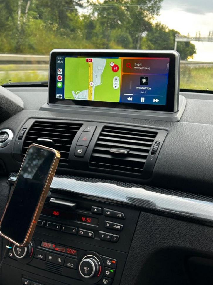 BMW E87 CARPLAY NEUF, Auto diversen, Autoradio's, Zo goed als nieuw, Ophalen of Verzenden