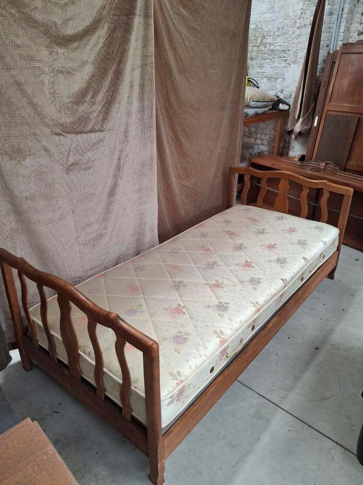 bed 1 persoon, Antiek en Kunst, Antiek | Meubels | Bedden, Ophalen