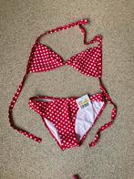 Bikini rood met witte bollen maat s/m ( nieuw ), Enlèvement ou Envoi, Comme neuf, Rouge, Bikini