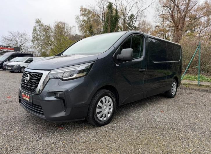 Nissan Primastar 2.0 // L2 // 150 PK // Automaat // Carplay, Auto's, Bestelwagens en Lichte vracht, Bedrijf, Te koop, ABS, Achteruitrijcamera